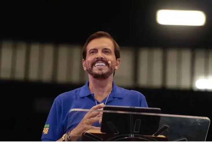 Cinco-Pastores-Mais-Ricos-do-Brasil.webp Cinco Pastores Mais Ricos do Brasil